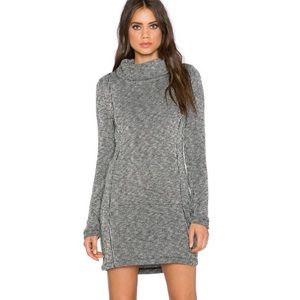 Bella Luxx funnel neck sweater dress M NWT